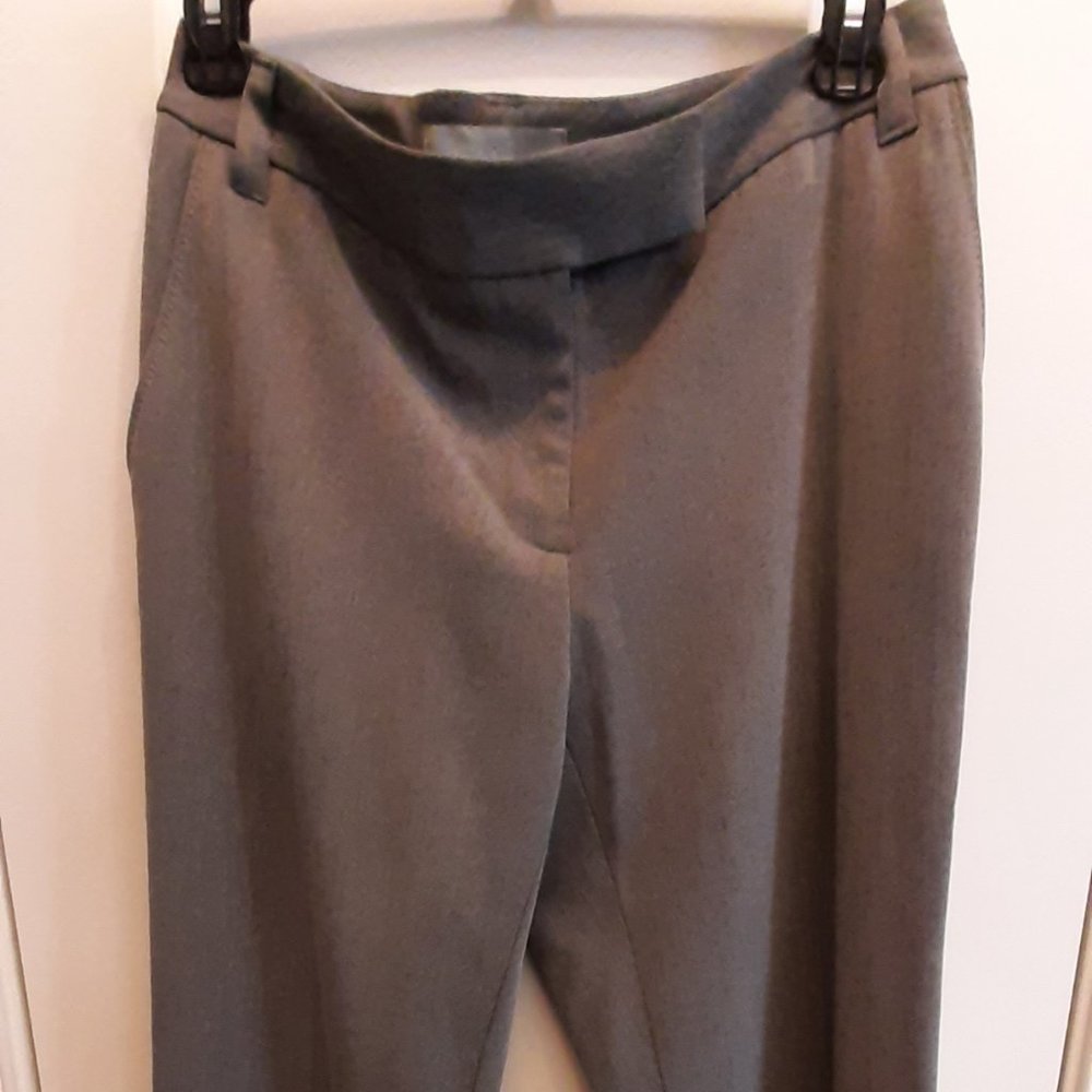 Liz Claiborne -SLOANE grey side pocket dress pants, like new boot cut, Woman Sz4